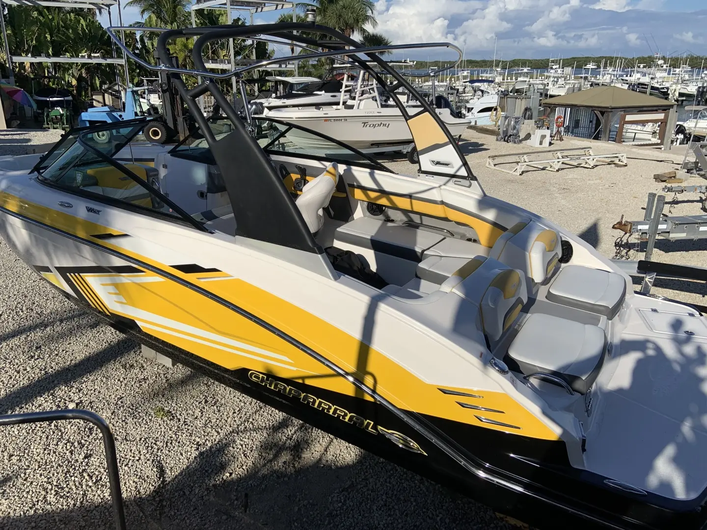 2015 Chaparral 223 vrx