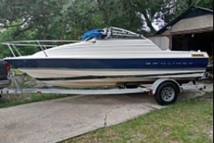 Bayliner 1952 Capri