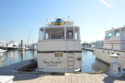 Hatteras 43 Motor Yacht