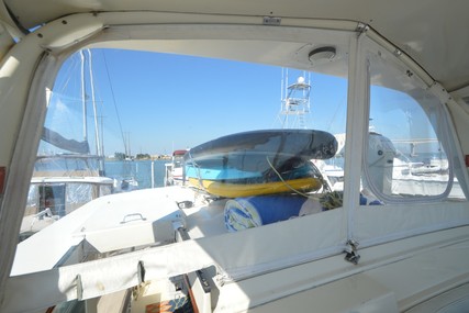 Hatteras 43 Motor Yacht