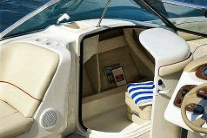 Sea Ray 210 Sundeck