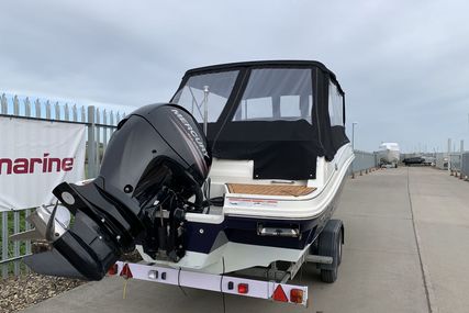 Bayliner Vr6