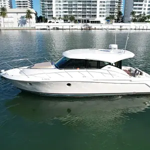 2018 Tiara 39 Coupe