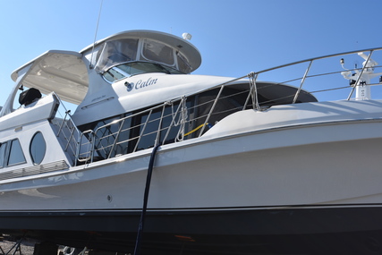 Bluewater 5200 Cruiser