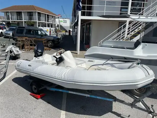 Zodiac 420 Yachtline