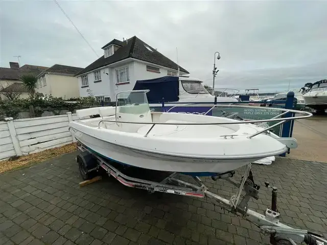 Sessa Marine Key Largo 19