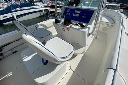 Bayliner 2503 Trophy Center Console