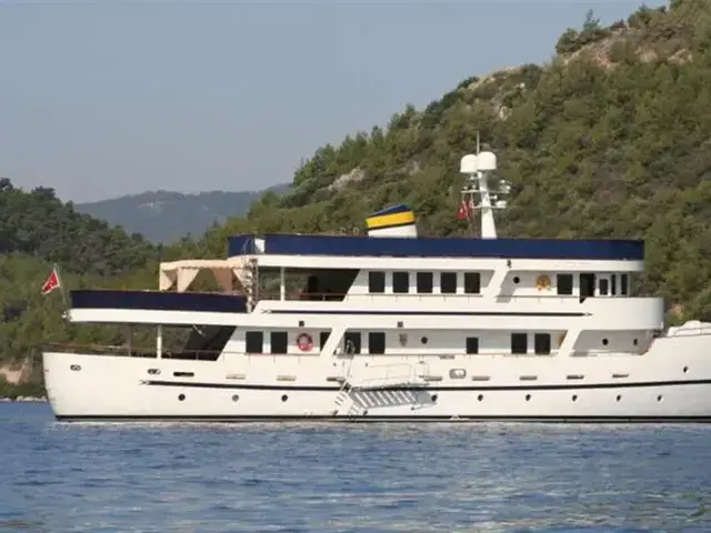 Steel boats Hull 34m. motor yacht