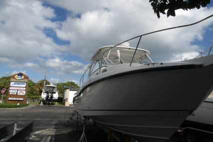 Boston Whaler 305 Conquest