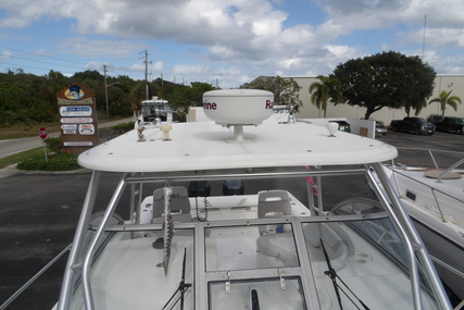 Boston Whaler 305 Conquest