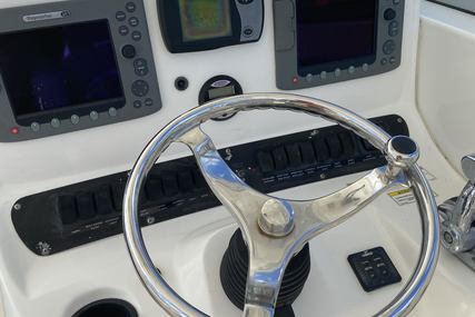 Boston Whaler 305 Conquest