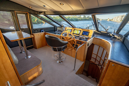 Queenship Pilothouse Motor Yacht