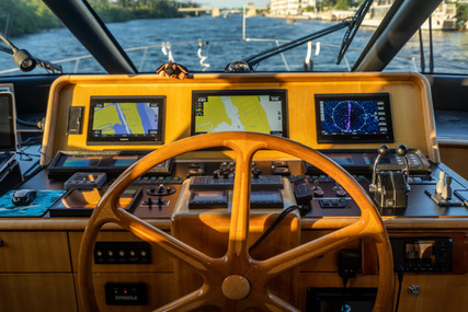 Queenship Pilothouse Motor Yacht