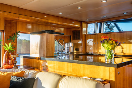 Queenship Pilothouse Motor Yacht