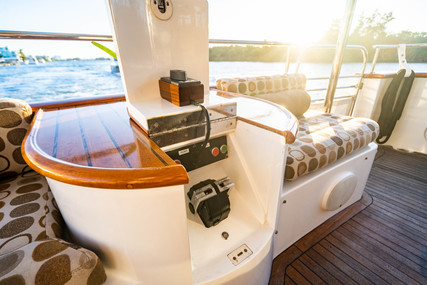 Queenship Pilothouse Motor Yacht