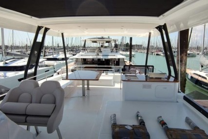 Fountaine Pajot MY6