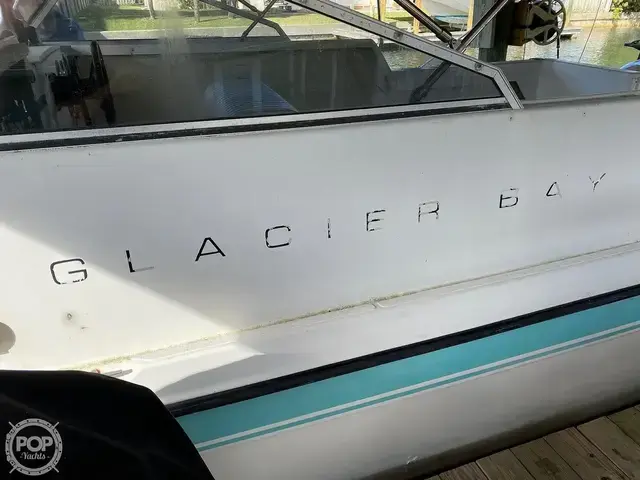 Glacier Bay 252 explorer