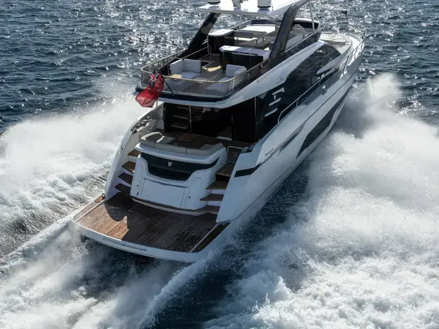 Fairline Squadron 68