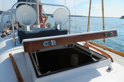 Hinckley Bermuda 40 MK III Yawl