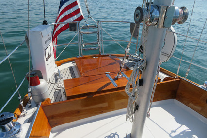 Hinckley Bermuda 40 MK III Yawl