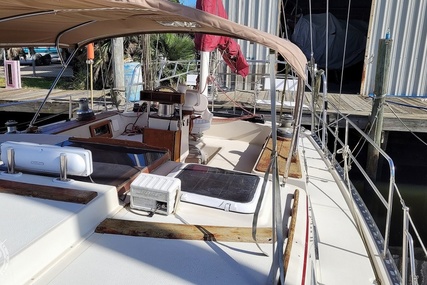 Stamas 44 Ketch