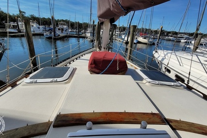 Stamas 44 Ketch