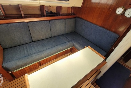 Stamas 44 Ketch