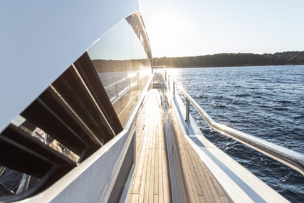 Sunseeker 105 Yacht