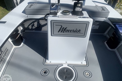 Maverick 17 Master Angler