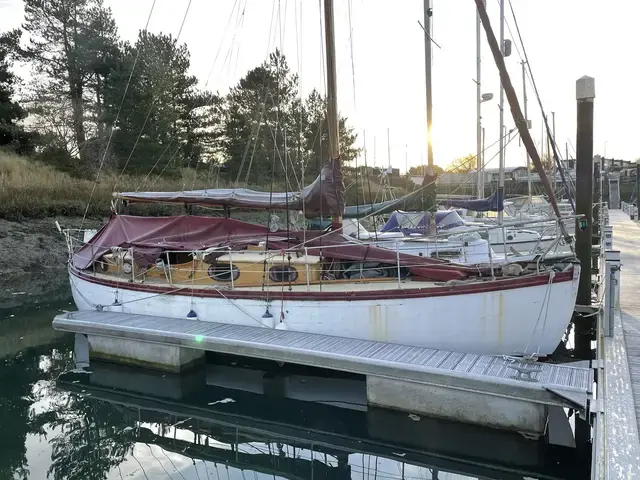 Custom Boats Hillyard 9 ton Sloop