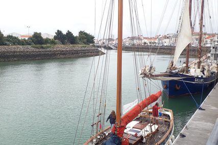 Custom Boats Bristol Channel Pilot Cutter Replica