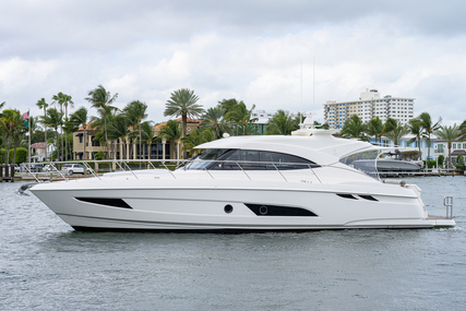 Riviera 4800 Sport Yacht