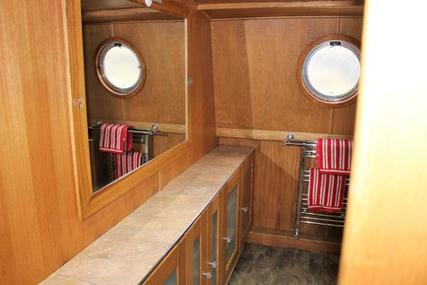 Wide Beam Narrowboat 60 x 12 by Collingwood Boats