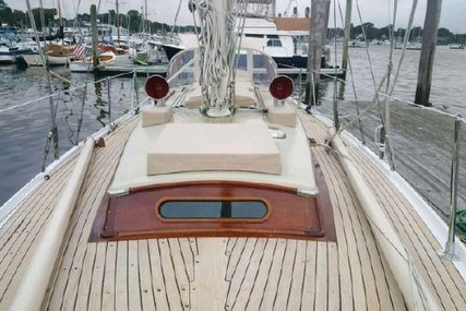 Hinckley 41 Cutter