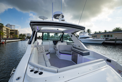 Sea Ray Sundancer 320 OB