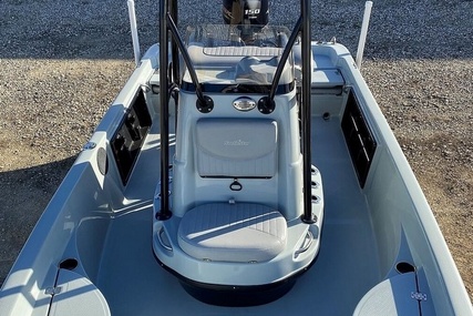 Nauticstar 214 XTS Shallow Bay