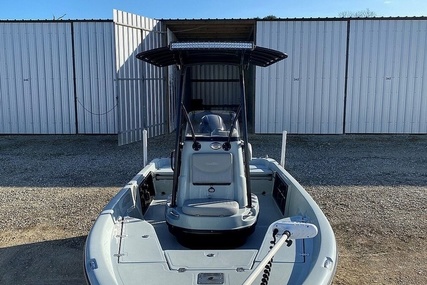 Nauticstar 214 XTS Shallow Bay