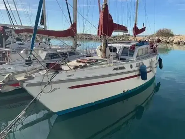 Colvic Victor 41 Motor Sailing Ketch