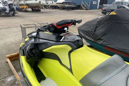 Sea Doo RXT-X 300