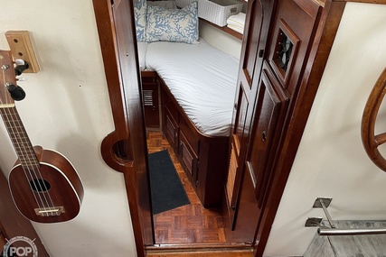 Trader 40 Double Cabin