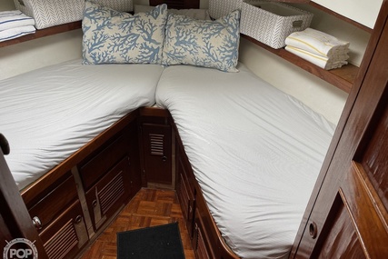 Trader 40 Double Cabin