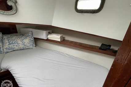 Trader 40 Double Cabin