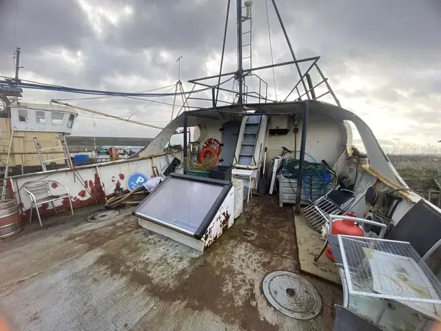 Retired Dutch Trawler/Livebaoard Houseboat