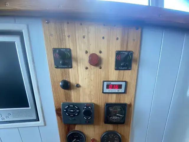 Retired Dutch Trawler/Livebaoard Houseboat