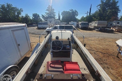 Boston Whaler 21 Outrage