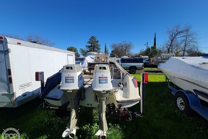 Boston Whaler 21 Outrage