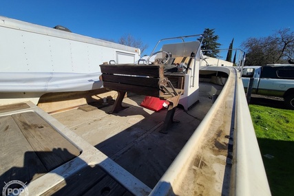 Boston Whaler 21 Outrage