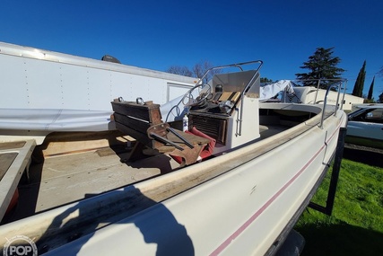 Boston Whaler 21 Outrage