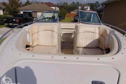 Sea Ray 230 bowrider