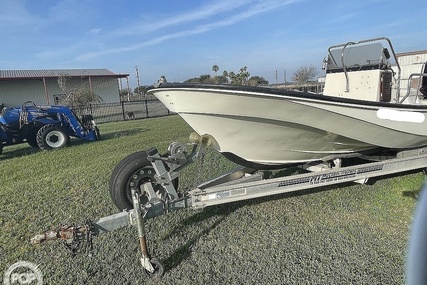 Boston Whaler 19 Low Profile